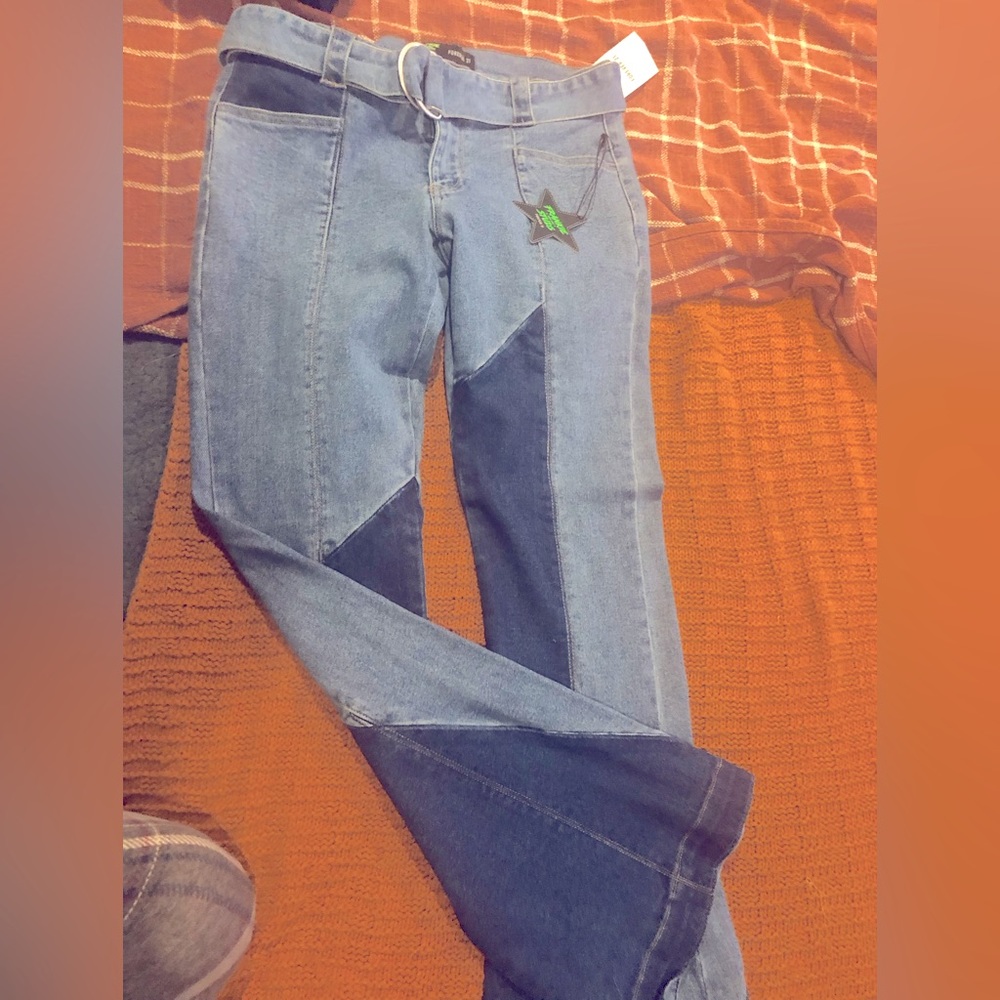 Frankie x and the x Studs Forever 21 Denim Jeans sz lg New with Tags